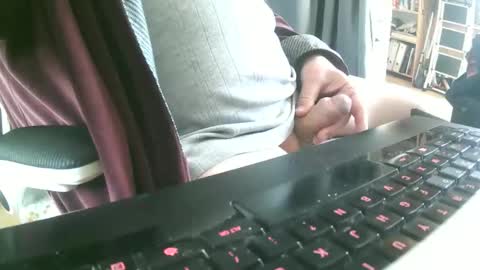 Snapshot of philache04 chatting on October 2025 10:41:02 AM Gabu online show from October 2025 10:41:02 AM