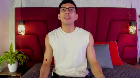 Snapshot of philip_collins chatting on April 2026 12:21:01 PM Milo online show from April 2026 12:21:01 PM