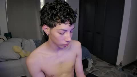 Snapshot of philipe_moonlight_ chatting on May 2026 09:56:02 PM Phil. INDEPENDENT MODEL online show from May 2026 09:56:02 PM