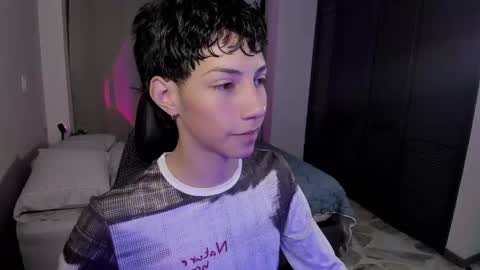 Snapshot of philipe_moonlight_ chatting on May 2026 05:49:01 AM Phil. INDEPENDENT MODEL online show from May 2026 05:49:01 AM