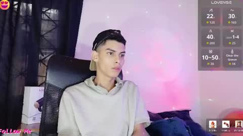 Snapshot of philips_jhon chatting on June 2026 01:32:02 PM philips_jhon online show from June 2026 01:32:02 PM
