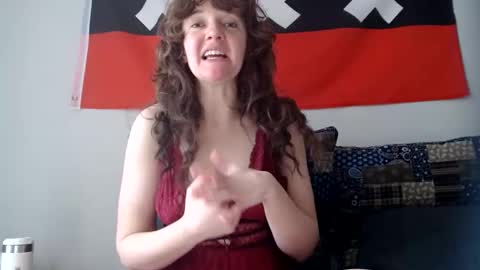 sophie online show from February 2025 03:36:02 PM