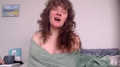 sophie online show from February 2025 03:21:01 PM