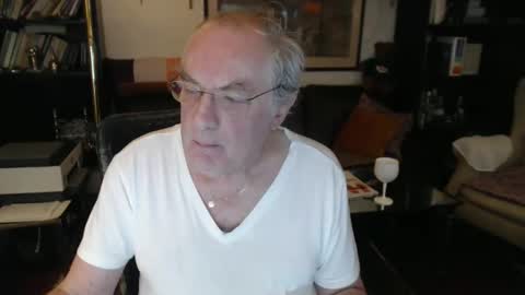 Philippe online show from February 2025 06:59:01 PM