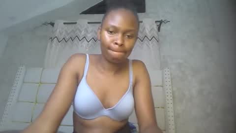 phoebe online show from February 2026 07:23:01 PM