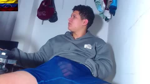 AdnierGnz online show from February 2026 01:16:01 PM