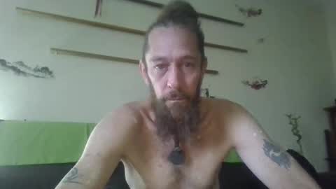 Snapshot of phorceofzen chatting on June 2026 12:32:01 PM phorceofzen online show from June 2026 12:32:01 PM