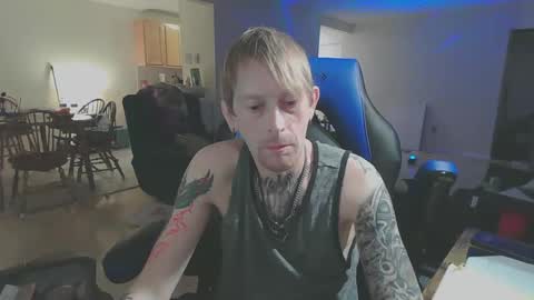 Snapshot of phrostdd chatting on December 2024 04:53:02 AM FrankenDaddy online show from December 2024 04:53:02 AM