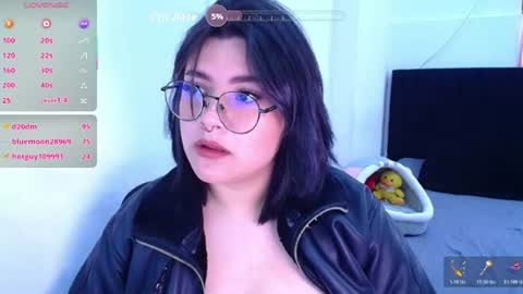 Snapshot of phylavell_ chatting on June 2026 09:20:01 PM phylavell_ online show from June 2026 09:20:01 PM