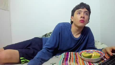 picaszomilos350 online show from April 2026 07:28:01 AM