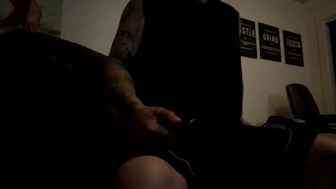 pickleback69 online show from November 2025 07:09:01 AM