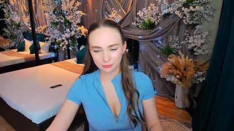 Emelie online show from February 2025 01:43:01 AM