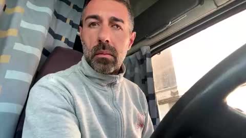 pierotu online show from October 2025 10:46:02 AM