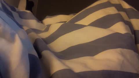 Snapshot of pierrepierrejeanpierre chatting on April 2026 11:05:02 PM pierrepierrejeanpierre online show from April 2026 11:05:02 PM
