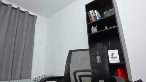 Pierre online show from January 2025 02:49:02 AM