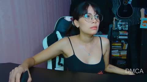 Snapshot of piixiie_d_oll chatting on September 2025 03:18:02 AM Andrea G online show from September 2025 03:18:02 AM