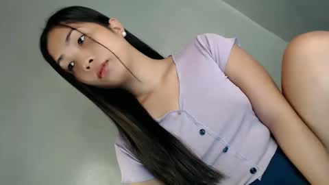 Snapshot of pillow_whispers chatting on April 2026 01:34:02 PM jane online show from April 2026 01:34:02 PM