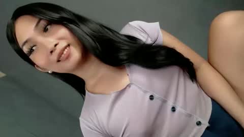 Snapshot of pillow_whispers chatting on May 2026 01:06:01 PM jane online show from May 2026 01:06:01 PM