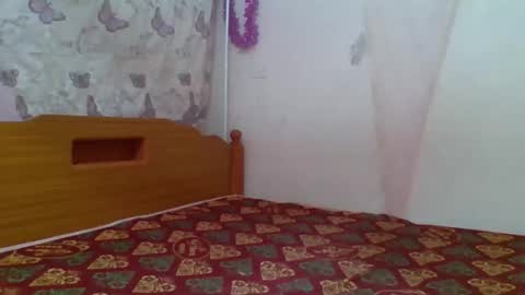 pinah1997 online show from April 2026 12:10:01 PM