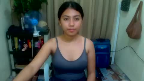 Snapshot of pinay_aangel chatting on April 2026 04:58:02 PM pinay_aangel online show from April 2026 04:58:02 PM
