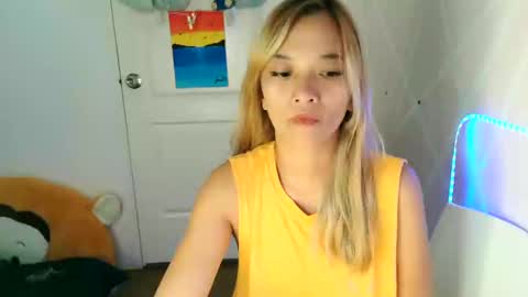 pinay beauty14 online show from March 2025 03:45:02 PM