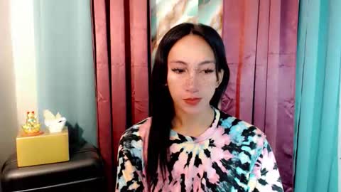 lucyLove online show from December 2025 02:28:02 AM