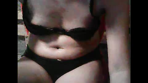 Snapshot of pinayhairyflower chatting on May 2026 09:57:01 PM Nica online show from May 2026 09:57:01 PM