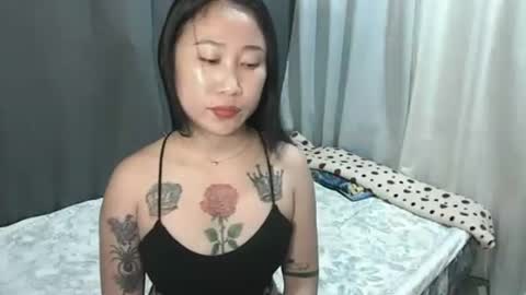 Snapshot of pinayhotty_yumie chatting on April 2026 12:32:01 AM yumie online show from April 2026 12:32:01 AM