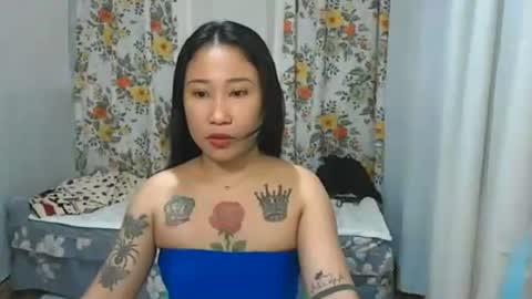 Snapshot of pinayhotty_yumie chatting on April 2026 02:51:02 AM yumie online show from April 2026 02:51:02 AM