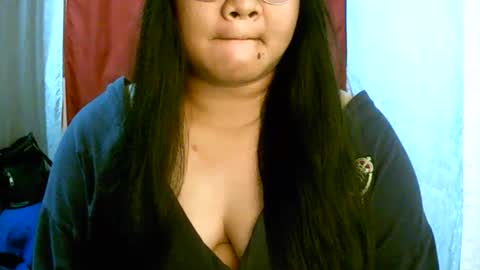 pinayjona online show from November 2025 11:23:02 AM