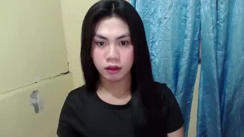 Snapshot of pinayloving_bella chatting on October 2025 10:24:02 AM pinayloving_bella online show from October 2025 10:24:02 AM