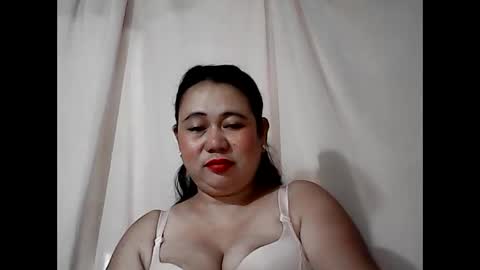 pinaymama12345 online show from April 2026 11:21:02 PM