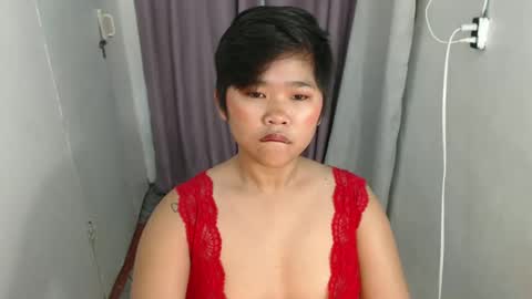 Snapshot of pinayprincesslyn chatting on February 2025 12:47:02 AM Lyn the Lesbian online show from February 2025 12:47:02 AM