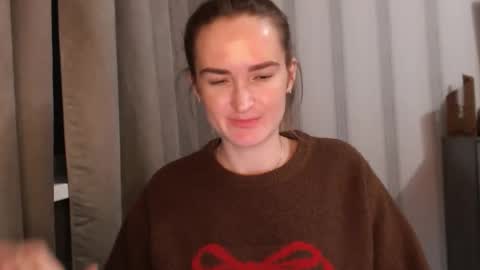       online show from November 2025 08:08:01 PM