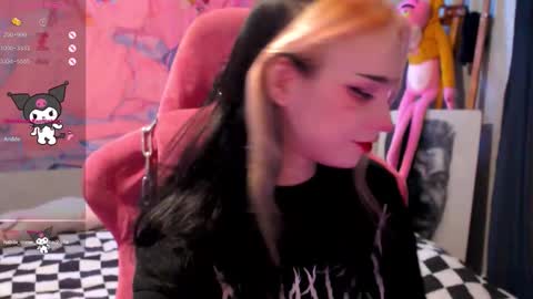 Snapshot of pineapple_dope chatting on February 2026 12:11:02 AM Nancy online show from February 2026 12:11:02 AM