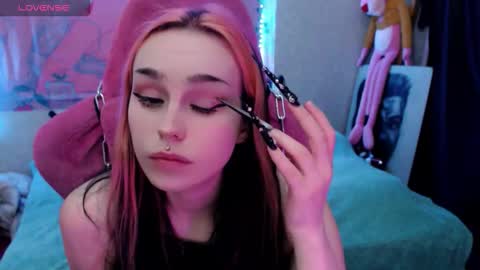 Snapshot of pineapple_dope chatting on March 2026 09:51:01 PM Nancy online show from March 2026 09:51:01 PM