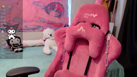 Snapshot of pineapple_dope chatting on March 2026 06:11:02 PM Nancy online show from March 2026 06:11:02 PM