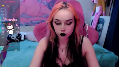 Snapshot of pineapple_dope chatting on March 2026 08:02:01 PM Nancy online show from March 2026 08:02:01 PM