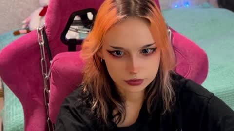 Snapshot of pineapple_dope chatting on May 2026 09:32:02 PM Nancy online show from May 2026 09:32:02 PM