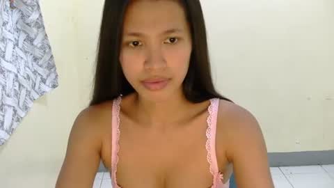 pink_bubbles011 online show from June 2026 07:09:01 AM
