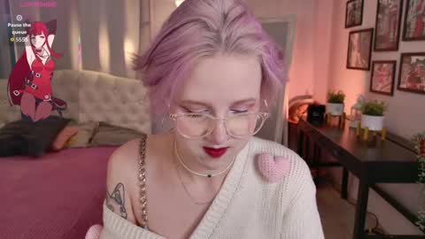 Luna online show from November 2025 06:12:01 AM