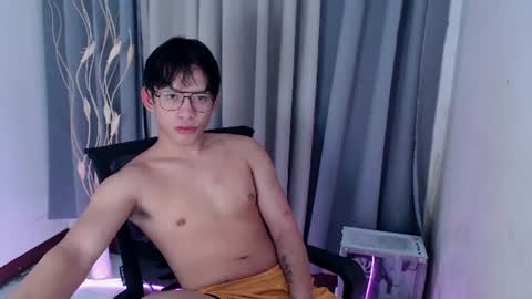 Snapshot of pinkcock_froi chatting on June 2026 01:58:01 AM froi online show from June 2026 01:58:01 AM