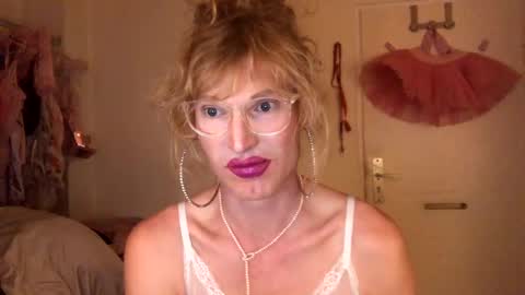 pinkfag online show from December 2024 08:17:01 PM