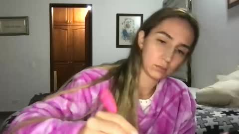 Pinkilola online show from March 2026 04:02:02 AM