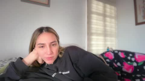 Snapshot of pinkilola chatting on May 2026 04:35:02 PM Pinkilola online show from May 2026 04:35:02 PM