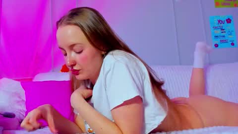 Mila online show from February 2026 08:24:02 AM