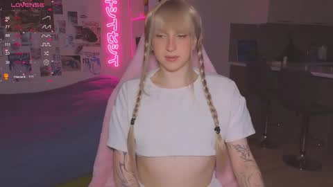 pinkvenom_ online show from November 2025 08:39:02 AM