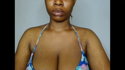 Snapshot of pinkxsugar chatting on April 2026 09:35:01 PM pinkxsugar online show from April 2026 09:35:01 PM