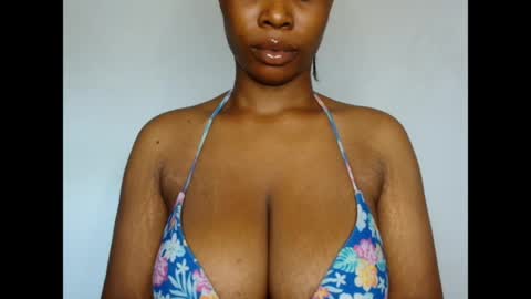 Snapshot of pinkxsugar chatting on May 2026 09:25:02 AM pinkxsugar online show from May 2026 09:25:02 AM