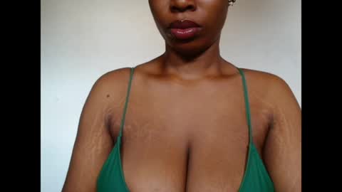 Snapshot of pinkxsugar chatting on May 2026 08:00:01 AM pinkxsugar online show from May 2026 08:00:01 AM